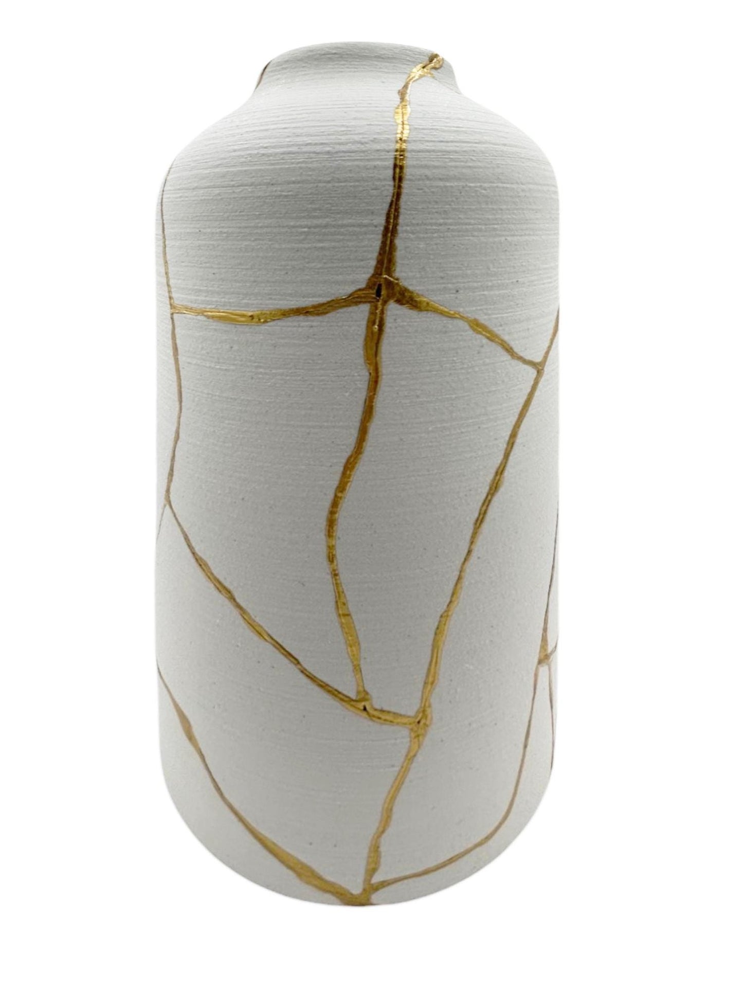 buy online luxury, bestseller, handmade, one of a kind, modern kintsugi japanese pottery art gift decorative cylinder vase for dried flowers in white with rough brushed horizontal texture and gold paint along break lines for sale