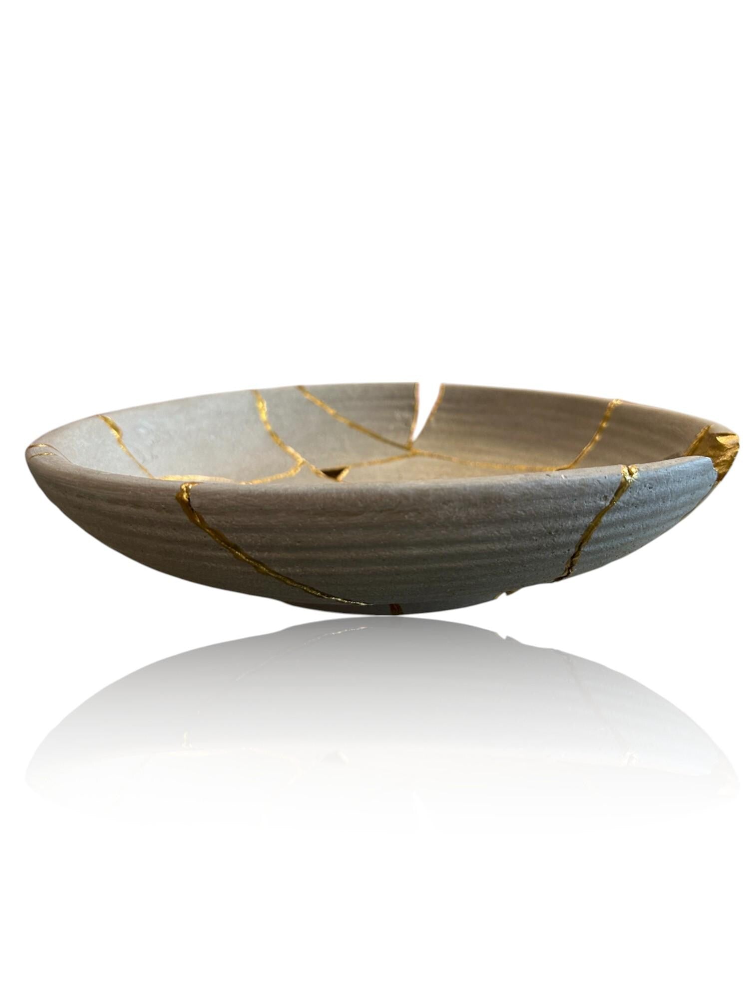 Kintsugi Low Bowl - Wabi Sabi - Broken + Repaired Japanese Pottery Art - Hand Painted Gold - Whitewashed/Ridged - Large - Gray (D) 12in