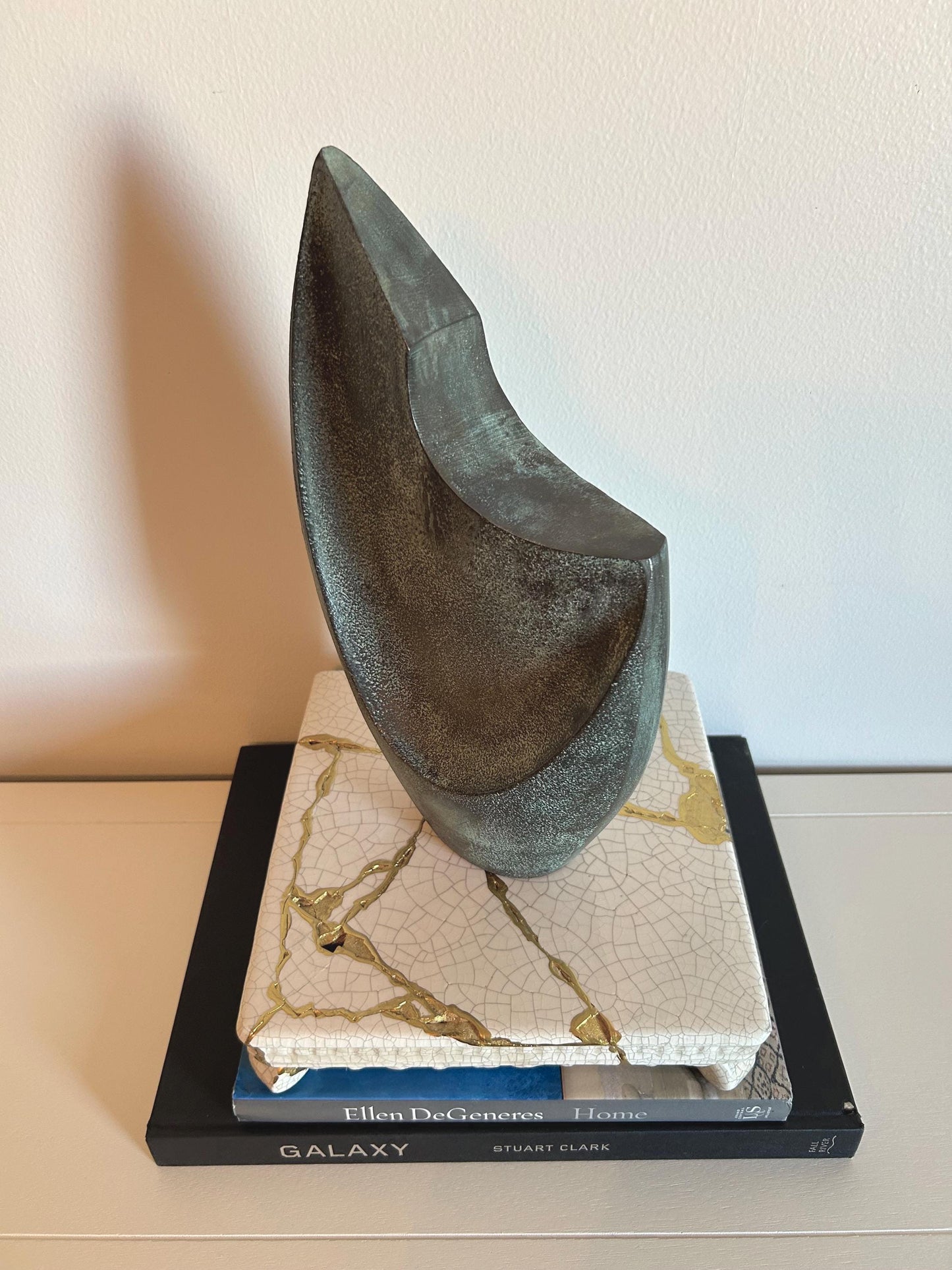 Modern Kintsugi Square Pedestal - Broken + Repaired Japanese Pottery - Hand Painted Gold - Warm White - Cracked Texture (W) 10in (H) 2.5in