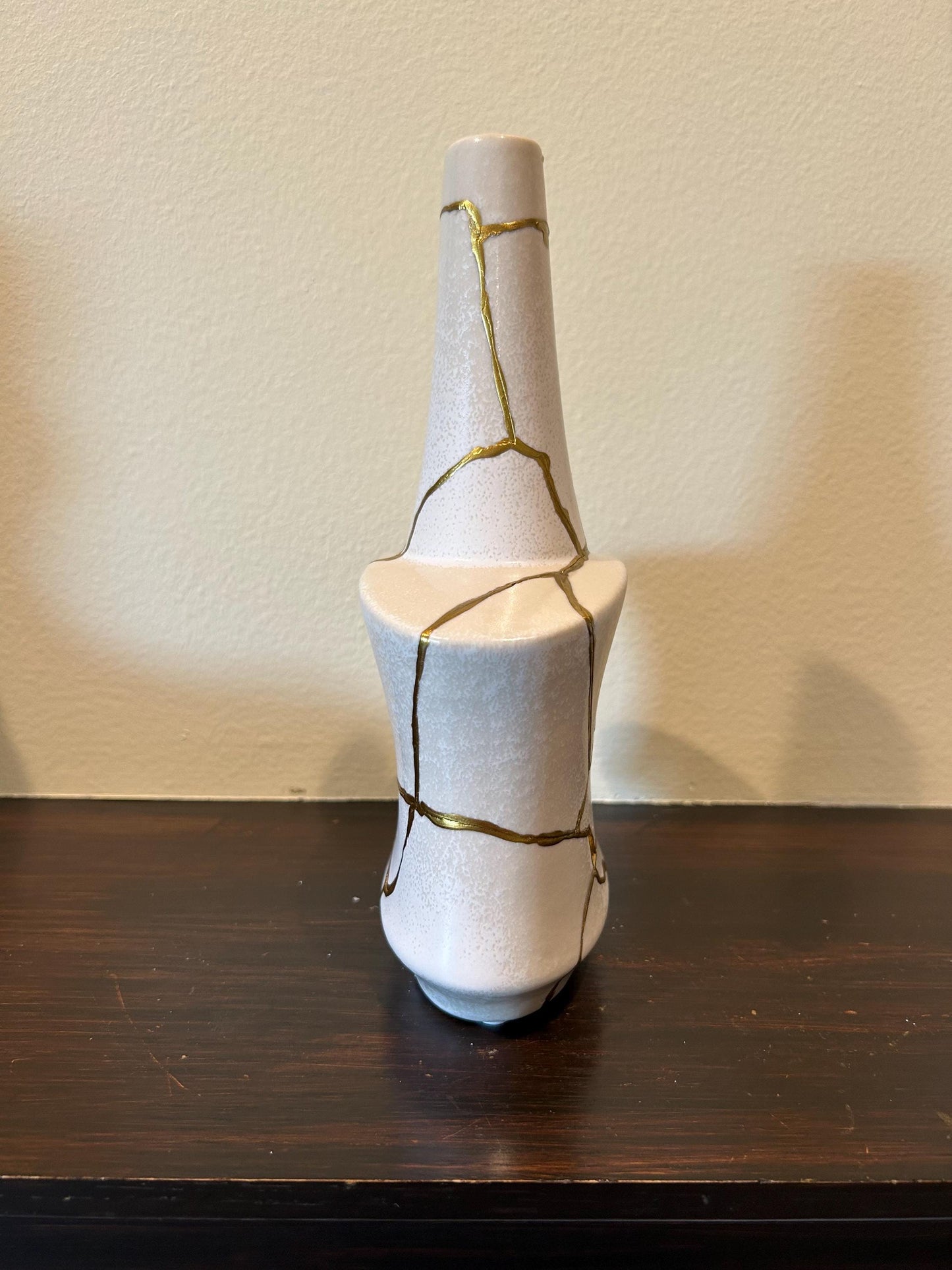 Modern Kintsugi Avag Vase - Broken + Repaired Japanese Pottery - Hand Painted Gold - Japandi - Smooth Texture - Ivory (H) 9.75in (W) 5.5in