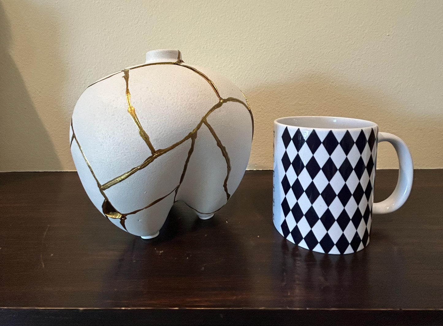 Modern Kintsugi Sumo Short Vase - Japandi - Broken + Repaired Japanese Pottery - Hand Painted Gold - Smooth - White (H) 6.3in (W) 5.7in