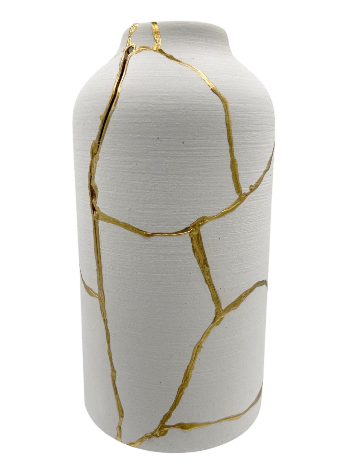 bird lover vase - buy online luxury, handmade, one of a kind, modern kintsugi japanese pottery art gift extra large decorative vase for dried flowers in warm white with rough brushed horizontal texture and gold paint along break lines for sale