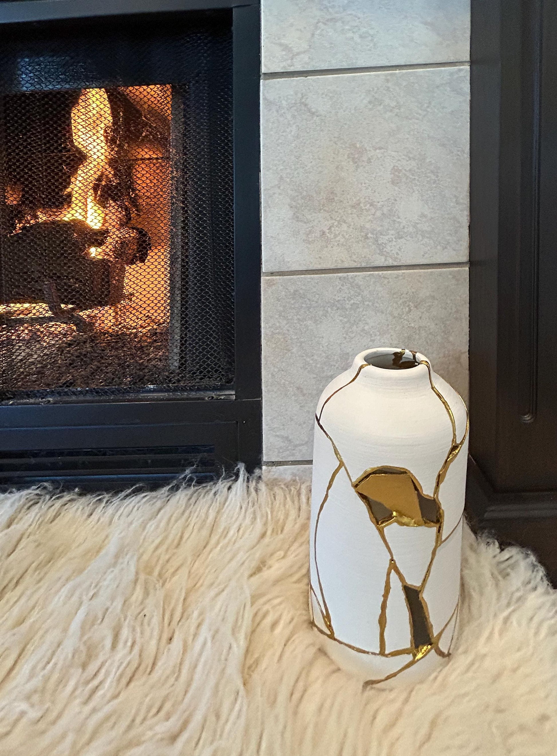 bird lover vase - buy online luxury, handmade, one of a kind, modern kintsugi japanese pottery art gift extra large decorative vase for dried flowers in warm white with rough brushed horizontal texture and gold paint along break lines for sale
