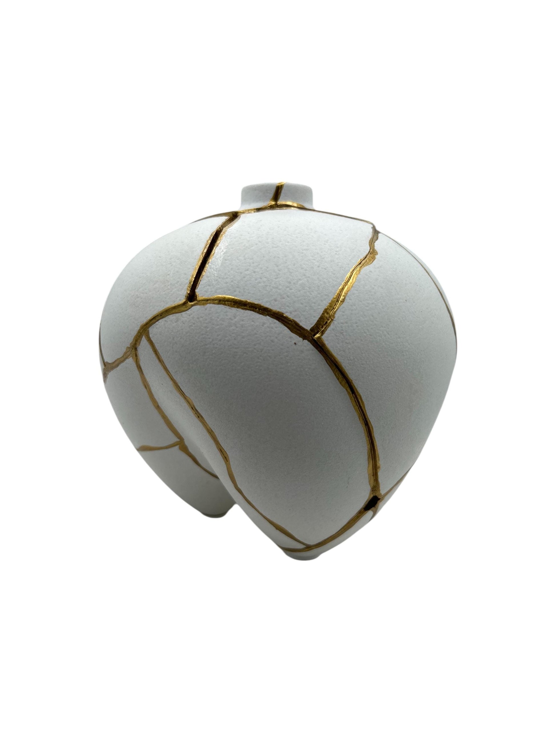 Modern Kintsugi Sumo Short Vase - Japandi - Broken + Repaired Japanese Pottery - Hand Painted Gold - Smooth - White (H) 6.3in (W) 5.7in