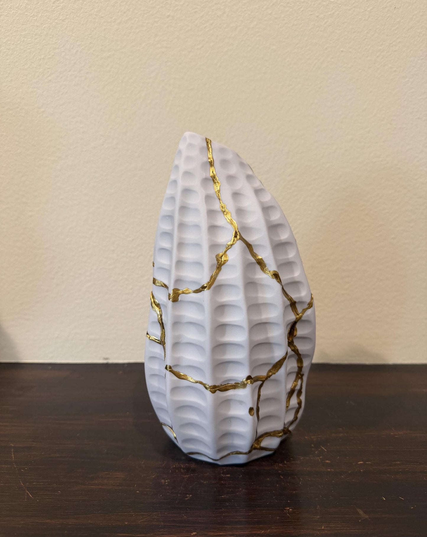 Modern Kintsugi Seahorse Small Vase - Japanese Gold Repair, Made in Thailand