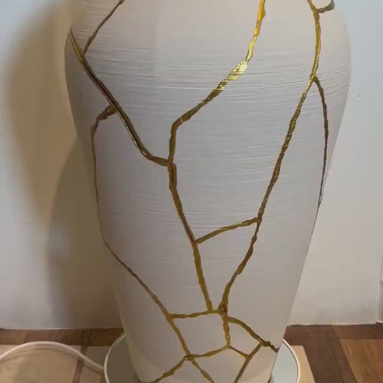 Kintsugi Giraffe Floor Vase - Japanese Pottery Broken + Repaired - Matte White/Brushed Texture - Hand Painted Gold - Urn Style/XL (H) 16.5in